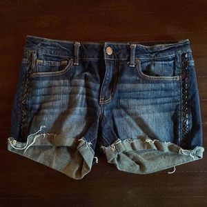 Stretchy jean shorts. Like new condition